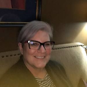 Meet your Posher, Lori